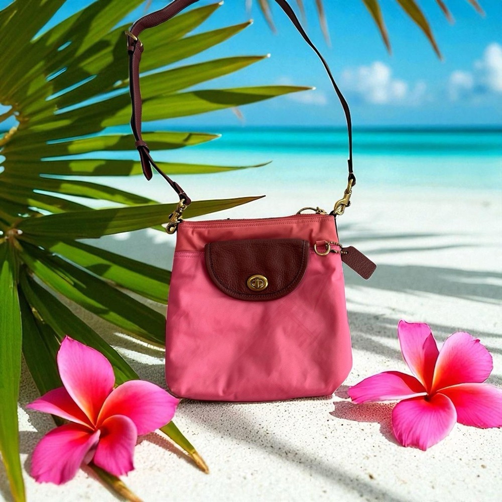 Coach‎ Colorblock Pink Nylon And Pebble Leather Sleek Crossbody Retail Orchird